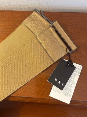 NWT MNG Mango Wide Elastic Stretch Belt Beige Tan Metallic Buckle OS